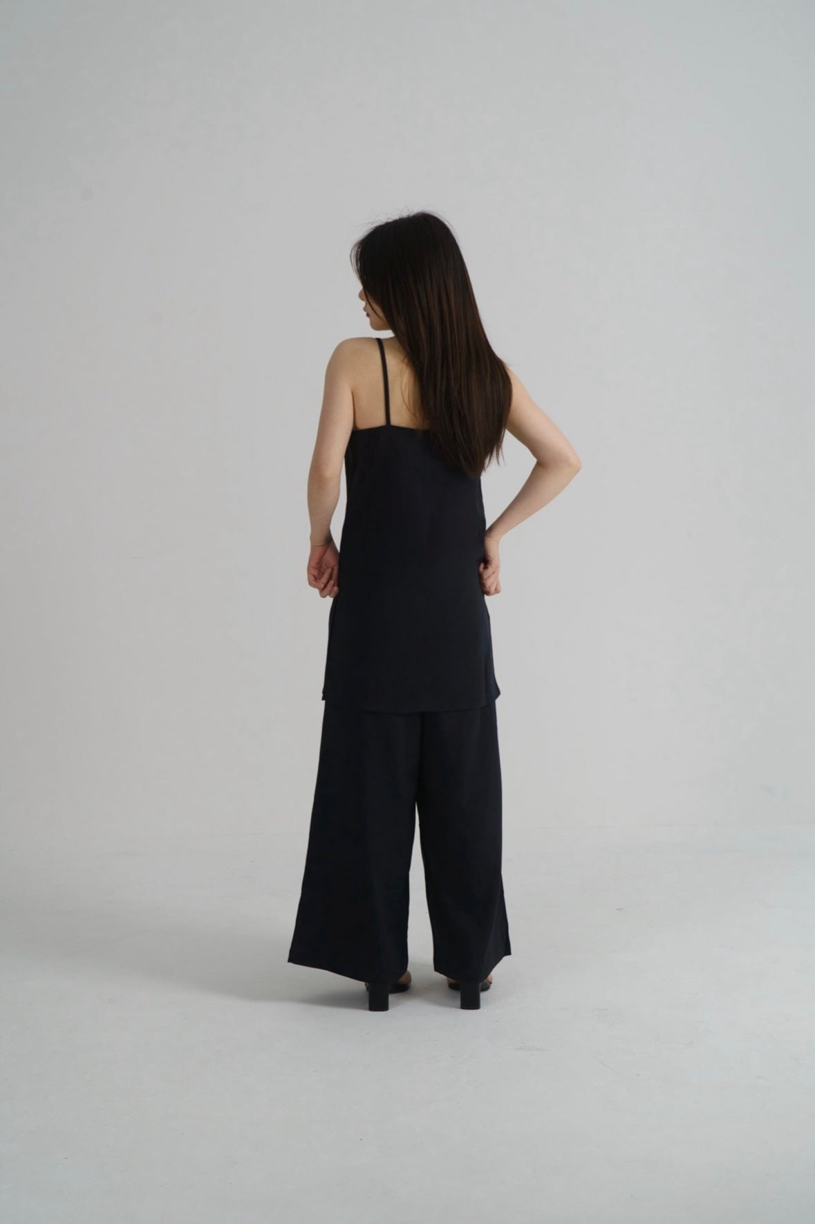 [Helen]smooth camisole set up