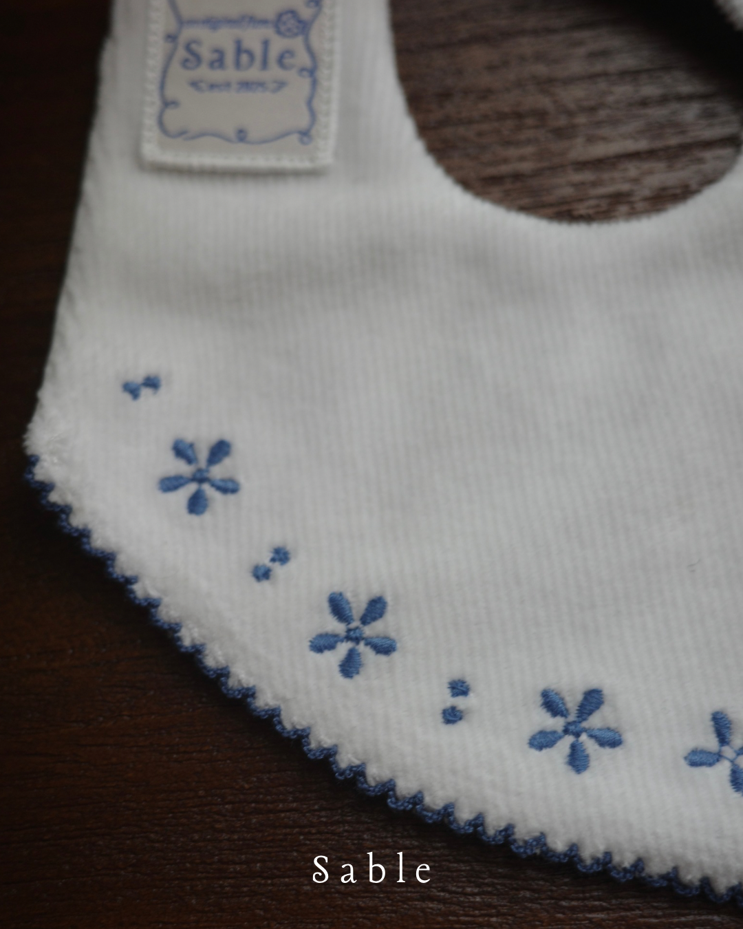 [Sable]Petit Bloom Bib