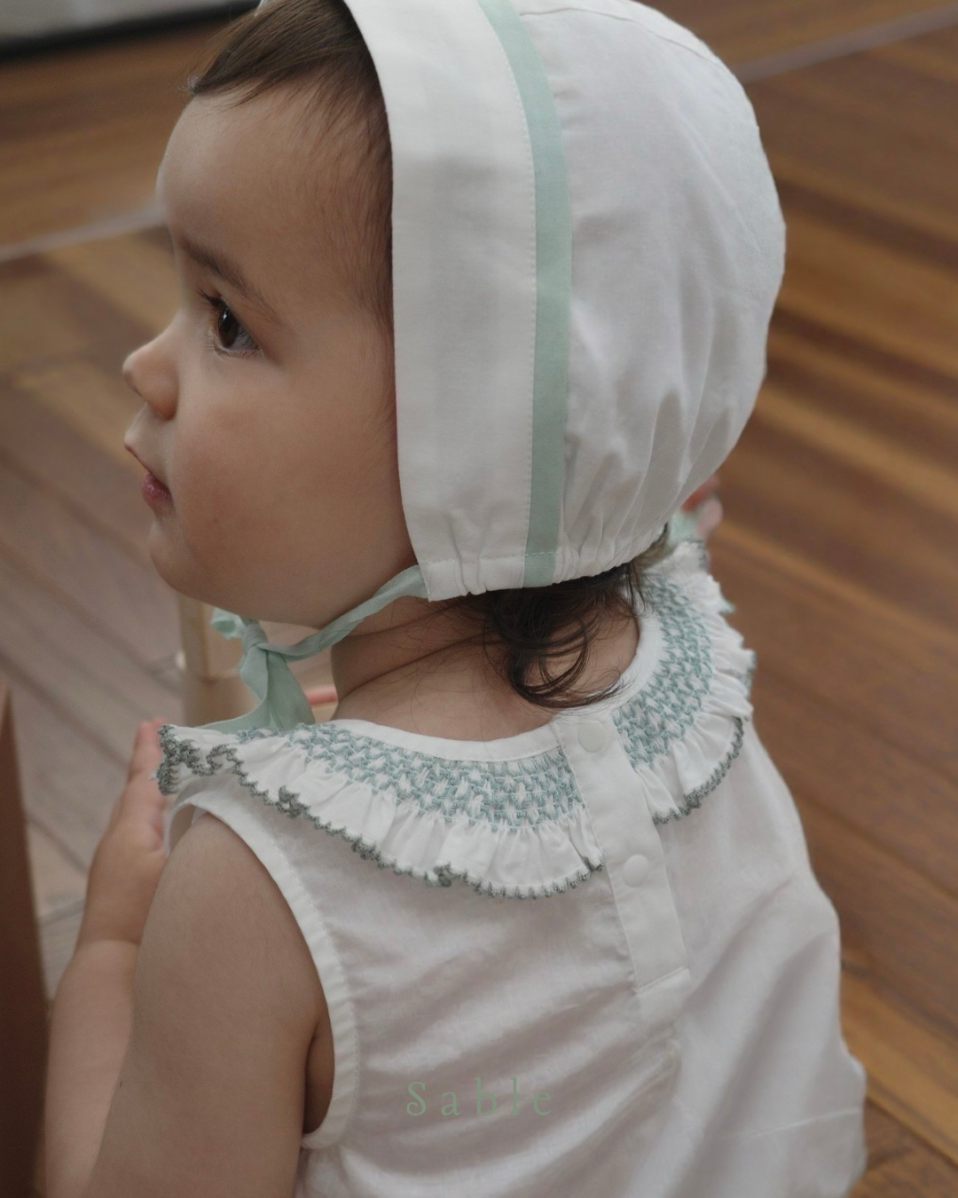 ribbon bonnet
