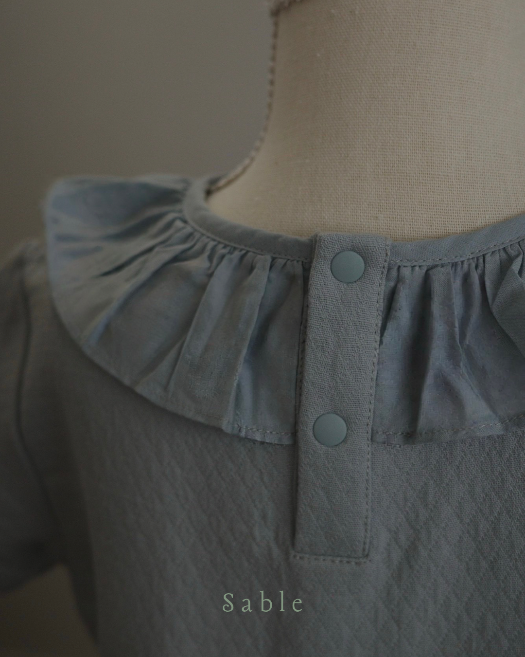mist frill tops